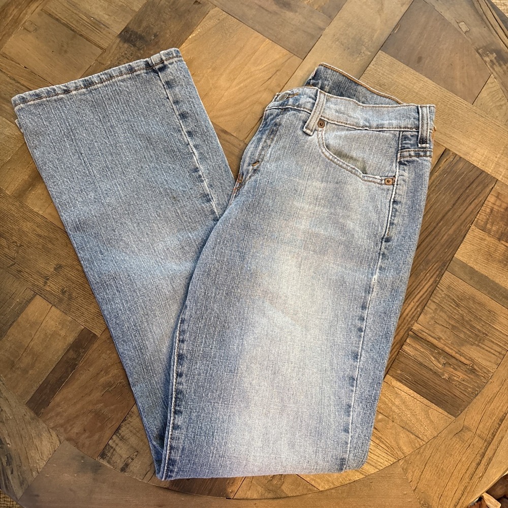 Levi's Women's Blue Light Wash Regular Fit Mid Rise Bootcut Denim Jeans Size 8M